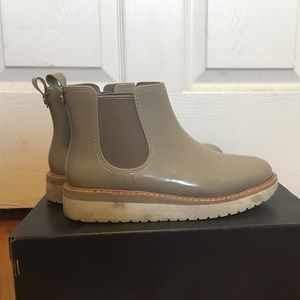 Sam Edelman Taupe Platform Chelsea rain boots